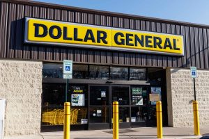 Dollar General facade